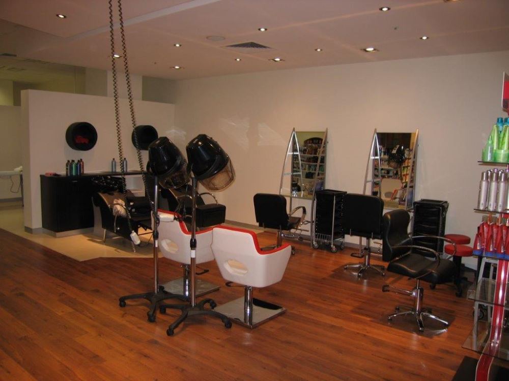interior design & construction hair dressing Sherry's hair and beauty centre2